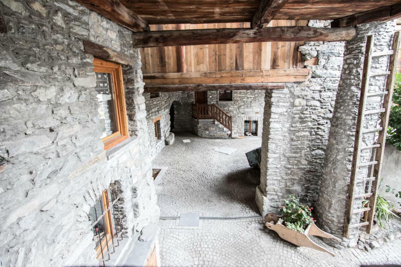 Maison De Meuny Courmayeur Exterior photo