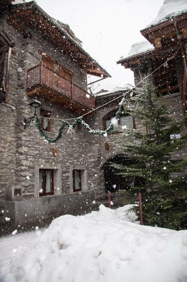 Maison De Meuny Courmayeur Exterior photo